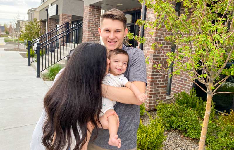 Marissa and Levi leaving Dr. Wilson